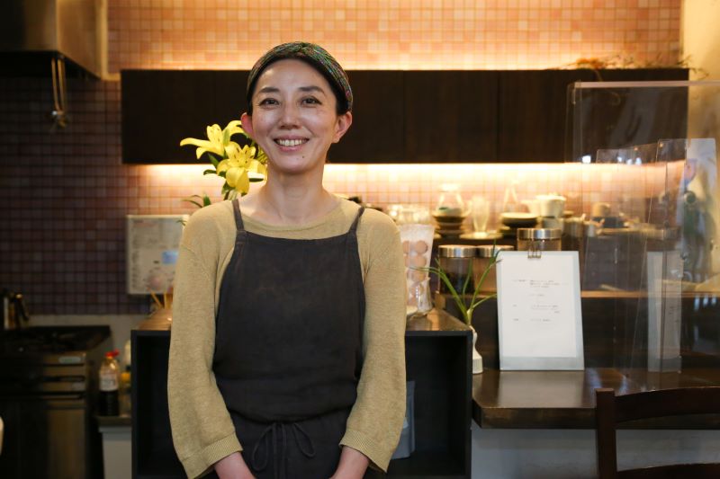 阿倍野阪南町エリアの隠れ家的カフェで、心も体もリラックス！「ロカ」店主の木村緑さんにインタビュー